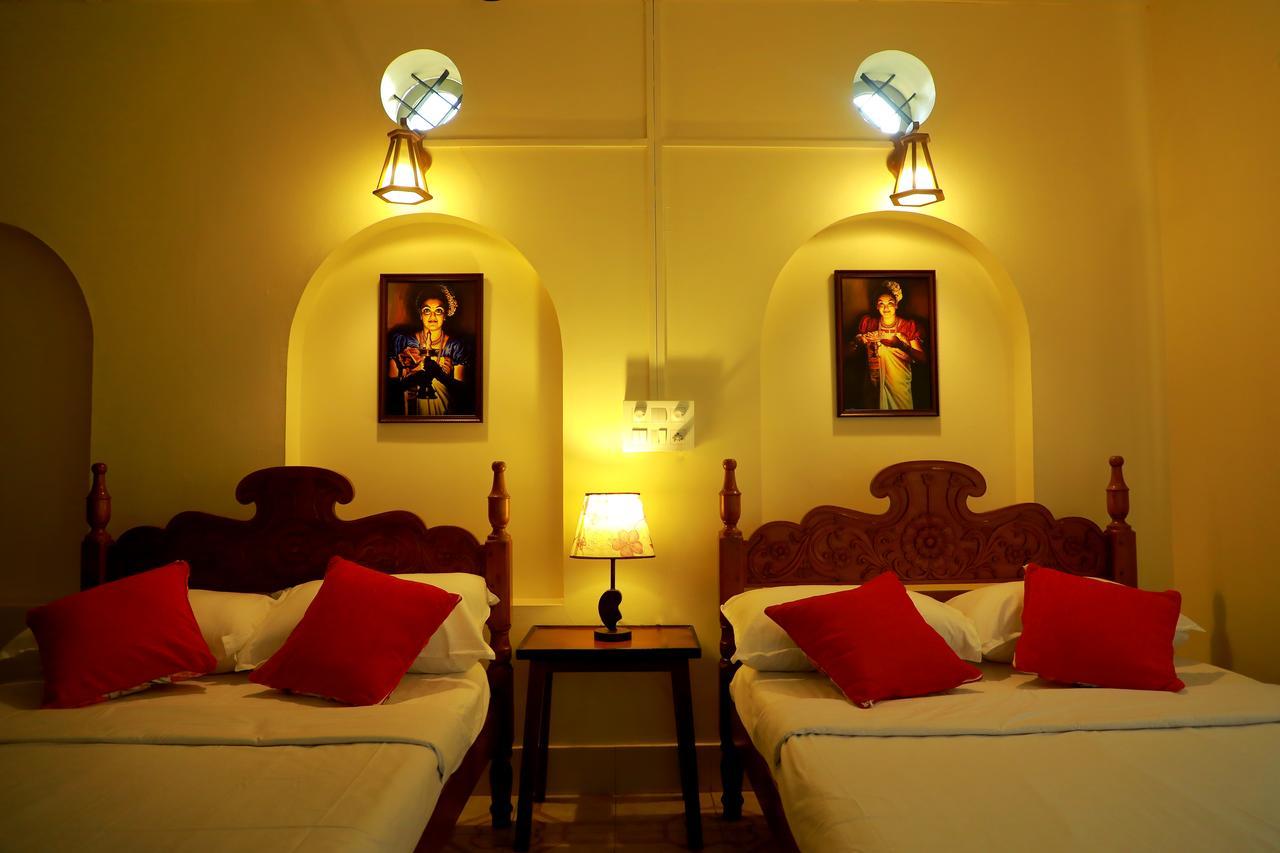 Sunset Beach Villa Cherai Kochi Buitenkant foto