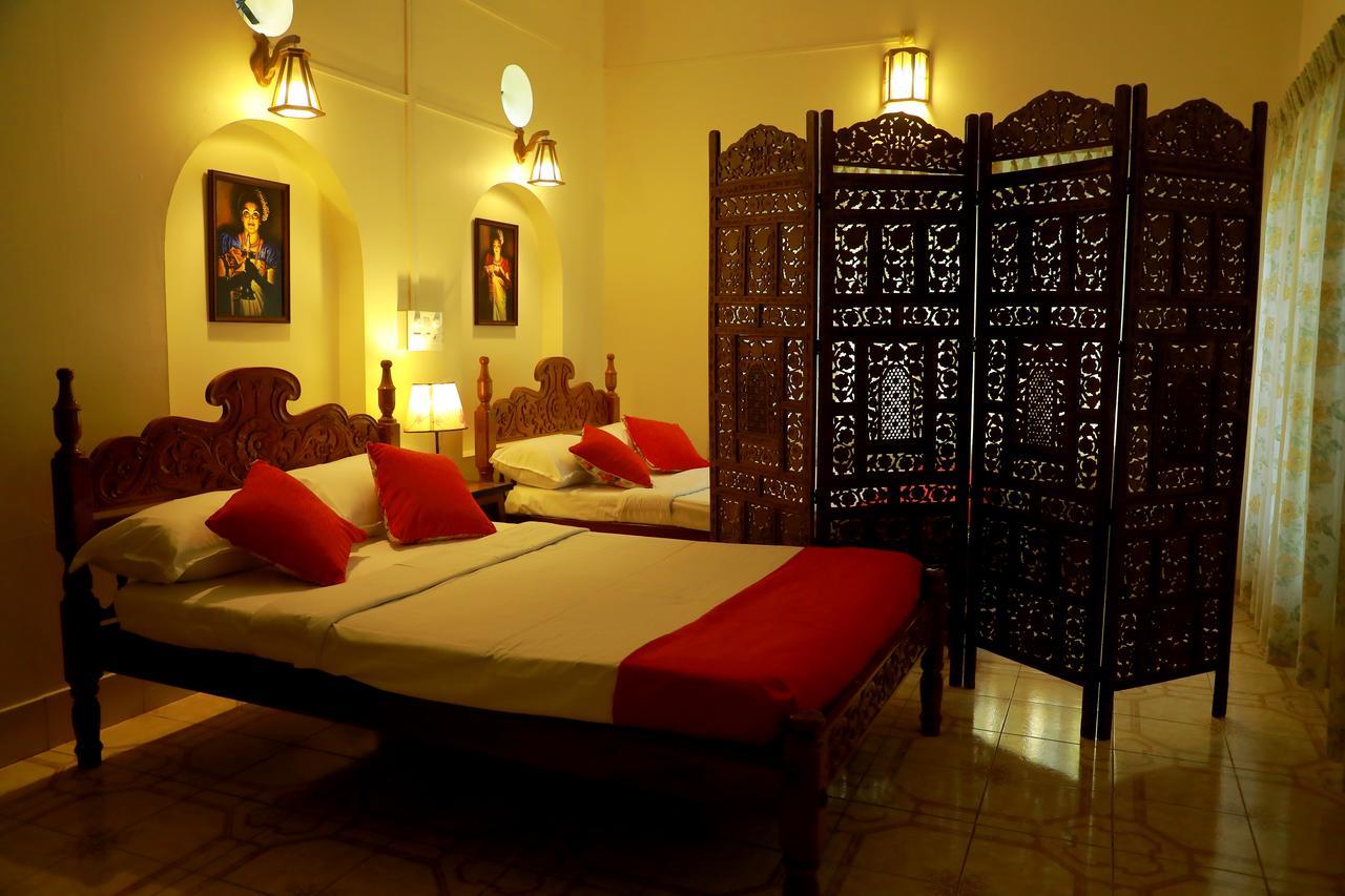 Sunset Beach Villa Cherai Kochi Buitenkant foto