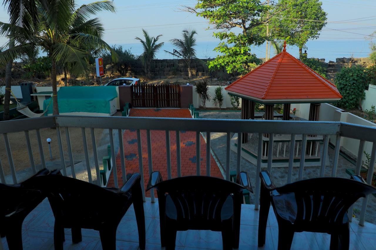 Sunset Beach Villa Cherai Kochi Buitenkant foto