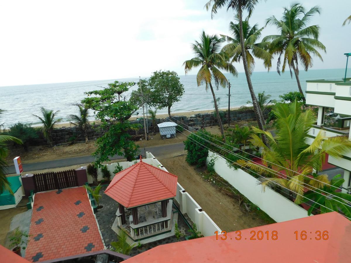 Sunset Beach Villa Cherai Kochi Buitenkant foto