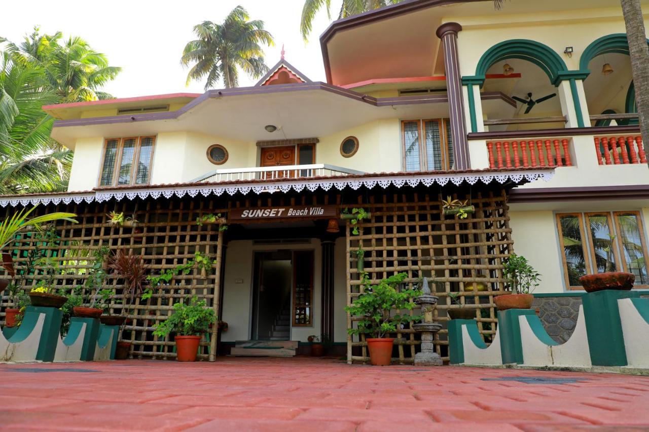 Sunset Beach Villa Cherai Kochi Buitenkant foto